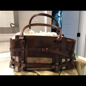 Burberry Classic Kent Tote Bag